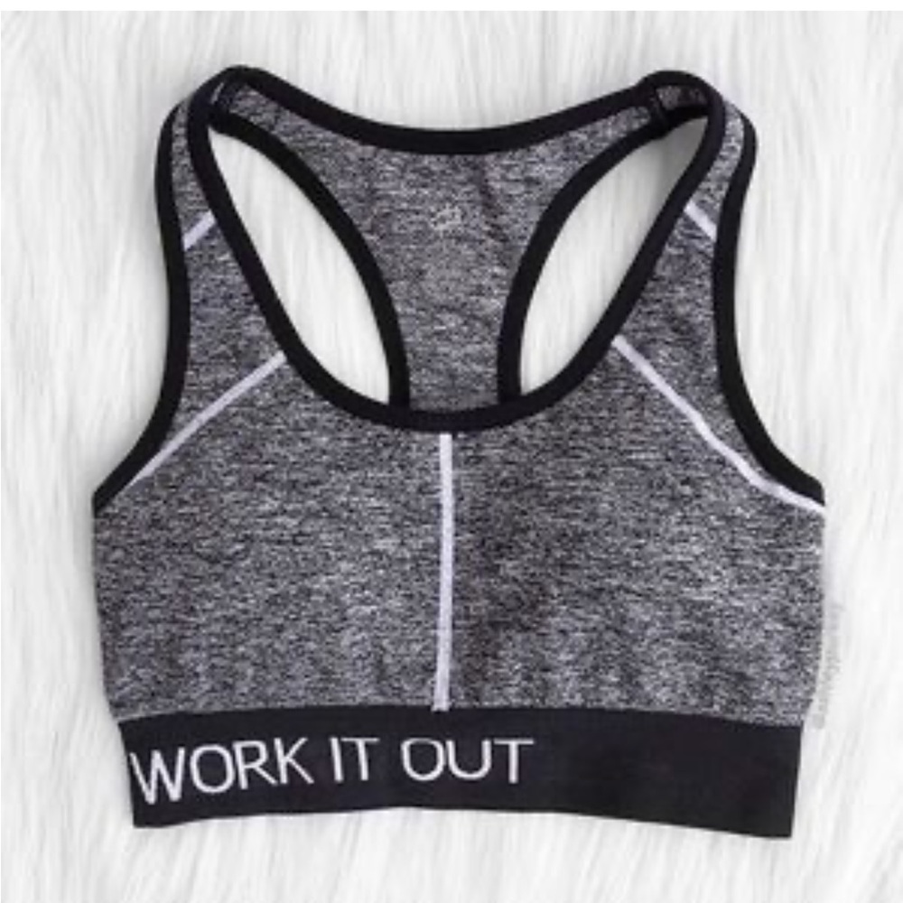 Soho Sport seamless Black and Gray Athletic Sports Bra